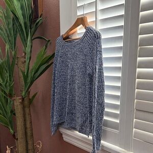 90’s Blue Sweater